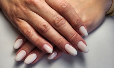 Nails First  : Manucure à Marseille