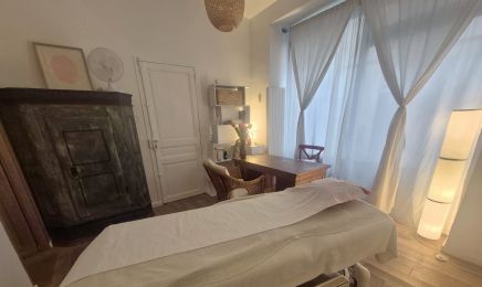 Ola Massages : Institut de beauté à Paris