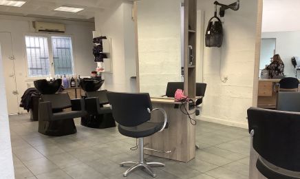 Le Salon Avec Y : Coiffeur à Brunoy