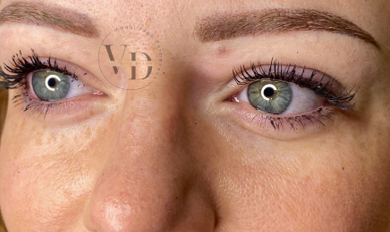 Victoria Dermo - Maquillage permanent : Institut de beauté à Arles