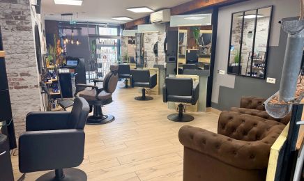 Le Fauteuil 73 : Barbier à Montmorillon
