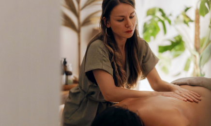 Les Mains de Baia - Massages personnalisés pour femmes : Coiffeur à Les Sables-d'Olonne