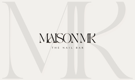 MAISON MK BAR A ONGLES : Coiffeur à Aubagne