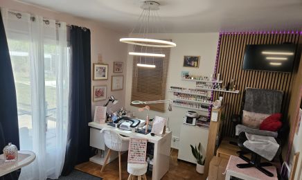 OCY BELLE NAILS & BEAUTY : Institut de beauté à Saint-Étienne-de-Brillouet