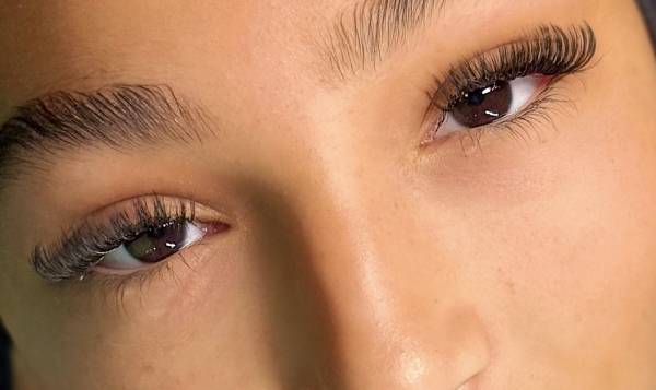  Mise en cils & beauté