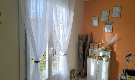 Ongles du corail  : Manucure à Riom