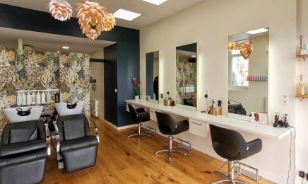 Centre capillaire Nathalie Antoun  : Coiffeur à Pau