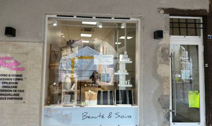 Institut Magalie beauté : Institut de beauté à Mezin