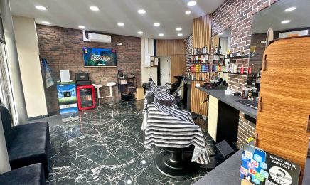 les Artistes  : Coiffeur à Bagnolet