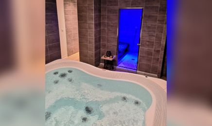 SARL L'OR EST MA BEAUTE : Institut de beauté à Oyonnax