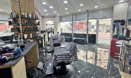 les Artistes  : Coiffeur à Bagnolet