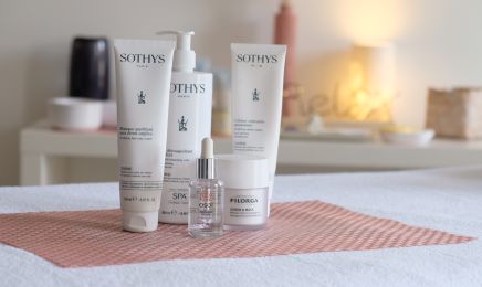 Alma'Secrets Esthétique  : Manucure à Brindas