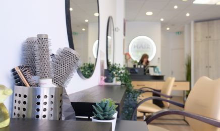 HAIR TOP Coiffeur, Prothésiste capillaire, Perruquier agréé : Coiffeur à Lyon