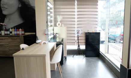 Miss Angel Coiffure Esthetique  : Coiffeur à Décines
