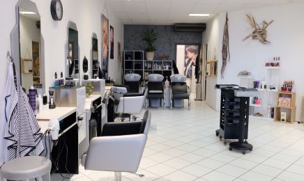 Masculin Féminin - Coiffeur : Coiffeur à Décines-Charpieu