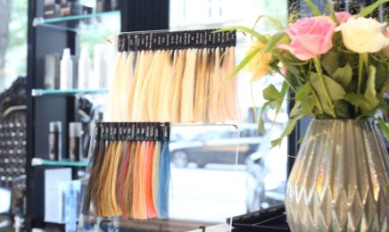 ROMEO & JULIA Hair & Nails: Friseur in Frankfurt am Main