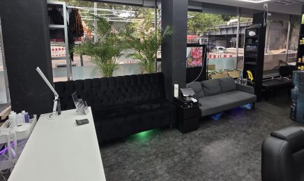 Ikoko Barber and Beauty Lounge: Barbershop in Essen