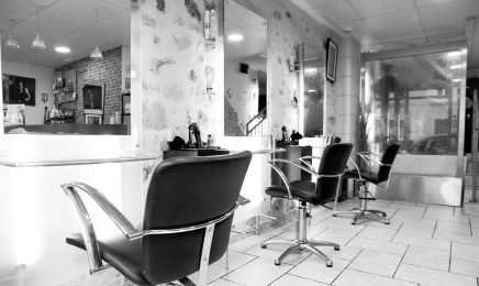 Ak Privileges : Institut de beauté à Monnaie