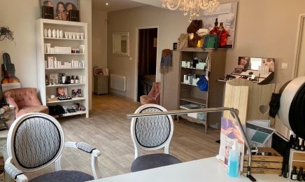 Institut Confidentiel  : Manucure à Chalon-sur-Saône