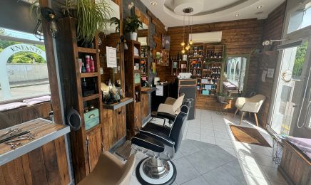 Au Peigne Fin : Coiffeur à Chars