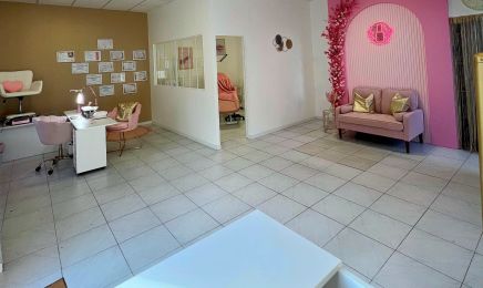 L'INSTANT BEAUTE BY CARO : Manucure à Lignan-sur-Orb