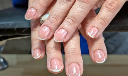 Celia Burtin Make Up - Nails : Manucure à Lyon