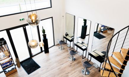 Maison LB : Coiffeur à Valaurie