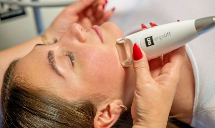 Delphine Beauté Passion : Manucure à Mallemoisson