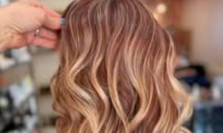 Glam Coiffure : Coiffeur à Wimille
