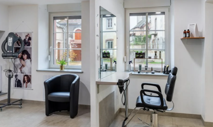 LE SALON : Coiffeur à Conflans-sur-Lanterne