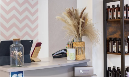 LE SALON : Coiffeur à Conflans-sur-Lanterne