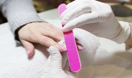 QUEEN NAILS SPA : Manucure à Versailles