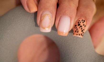 Topaze Nails Studio : Manucure à Vausseroux