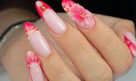 Ad’s Nails  : Manucure à Charmes