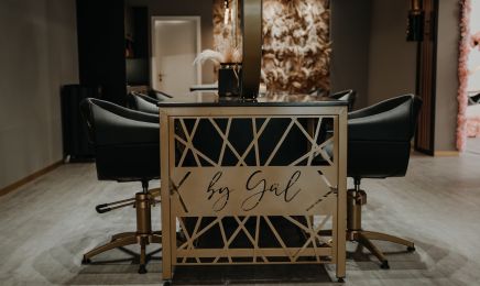 GOLDHAIR by GÜL: Friseur in Altenstadt