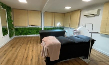Lashes & Styles : Institut de beauté à Saint-Mitre-les-Remparts