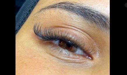 La pose rosée  : Coiffeur à Lille
