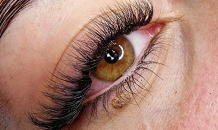 Mileo Lashes  : Institut de beauté à Istres