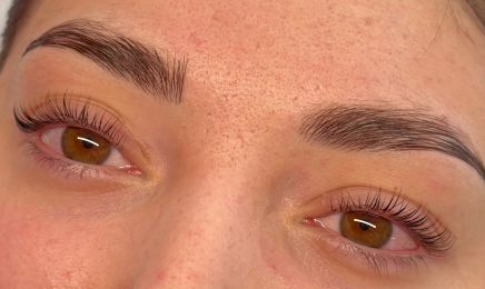 EYES&BROWS BEAUTY : Institut de beauté à Les Roches-de-Condrieu