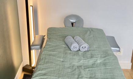 Émilie Kralik  Réflexologie & Bien-être : Institut de beauté à Saint-Malo