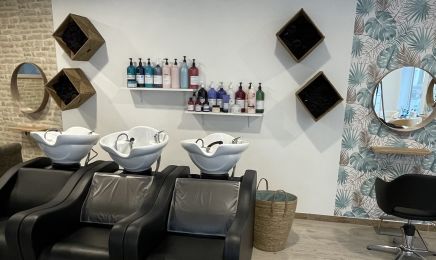 Bourth Coiffure By Mélanie  : Coiffeur à Bourth