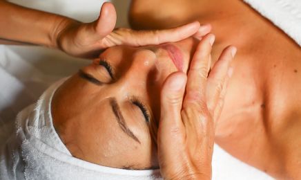 Studio Pilates Mat/Appareils Reformer & Soins Massages du corps et visage Kobido : Spa à Fréjus