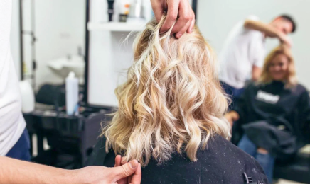 AG Haarwelt: Friseur in Hamburg