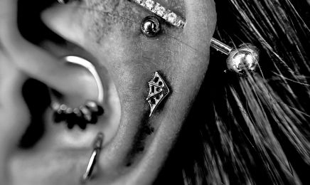 Veuve Noire Piercing  : Institut de beauté à La Seyne-sur-Mer