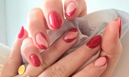 Topaze Nails Studio : Manucure à Vausseroux