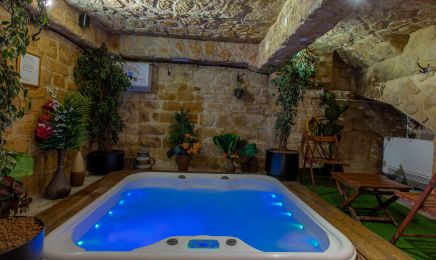 Les Bains d'Agnia SPA : Institut de beauté à La Garenne-Colombes