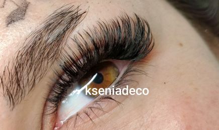 Ksenia Lashmaker Expert - styliste ongulaire privée : Institut de beauté à Le Mans