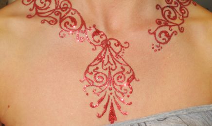 Thaïs Ongles & Beauté - Au Majestic : Manucure à Lyon