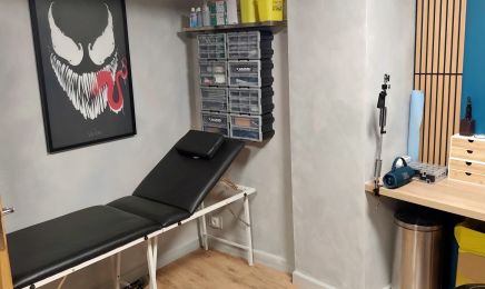  Institut Romalisse Seb ink tattoo  : Manucure à Sarlat-la-Canéda