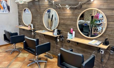 Ameline salon de coiffure : Coiffeur à Écouché